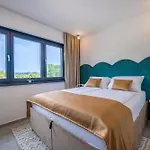 Tiki Villa