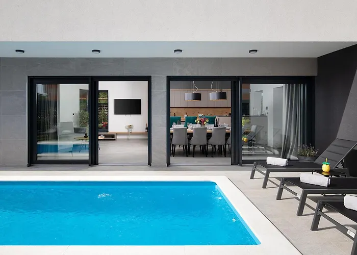 Tiki * Медулин